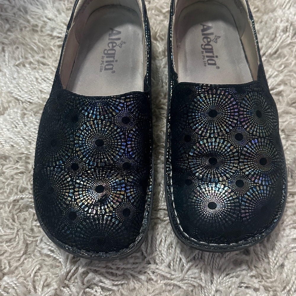 Alegria Women's Black Slip-On Shoes- Debra size 8